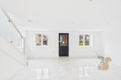 3 bedroom detached house for sale, St Johns Road, Essex CM1