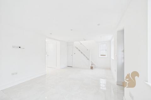 3 bedroom detached house for sale, St Johns Road, Essex CM1