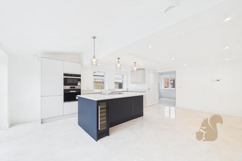 3 bedroom detached house for sale, St Johns Road, Essex CM1