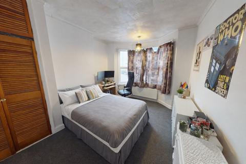 undefined, Newmarket Terrace, Brighton, BN2