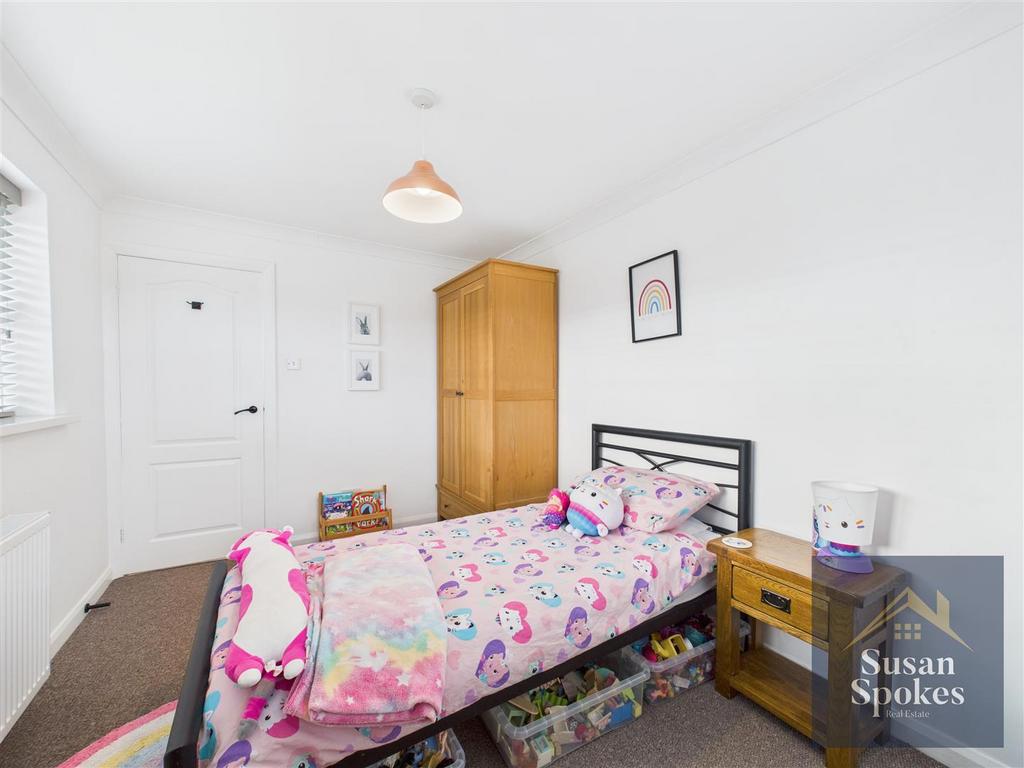CAM01858 G0-PR0224-STILL029.jpg