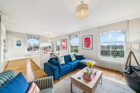 2 bedroom apartment for sale, Clapham Common North Side, SW4