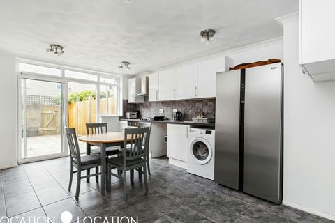 undefined, Millfields Road, London, E5