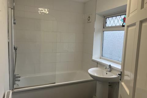 2 bedroom terraced house to rent, Dalry Grove, Owton Manor