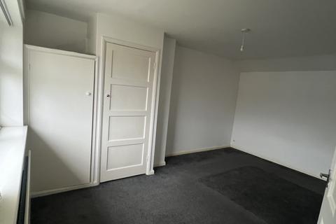 2 bedroom terraced house to rent, Dalry Grove, Owton Manor