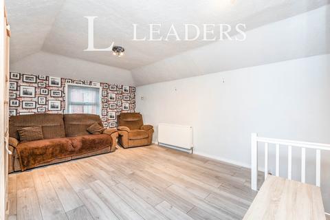 1 bedroom flat to rent, Newtown Road, SO50