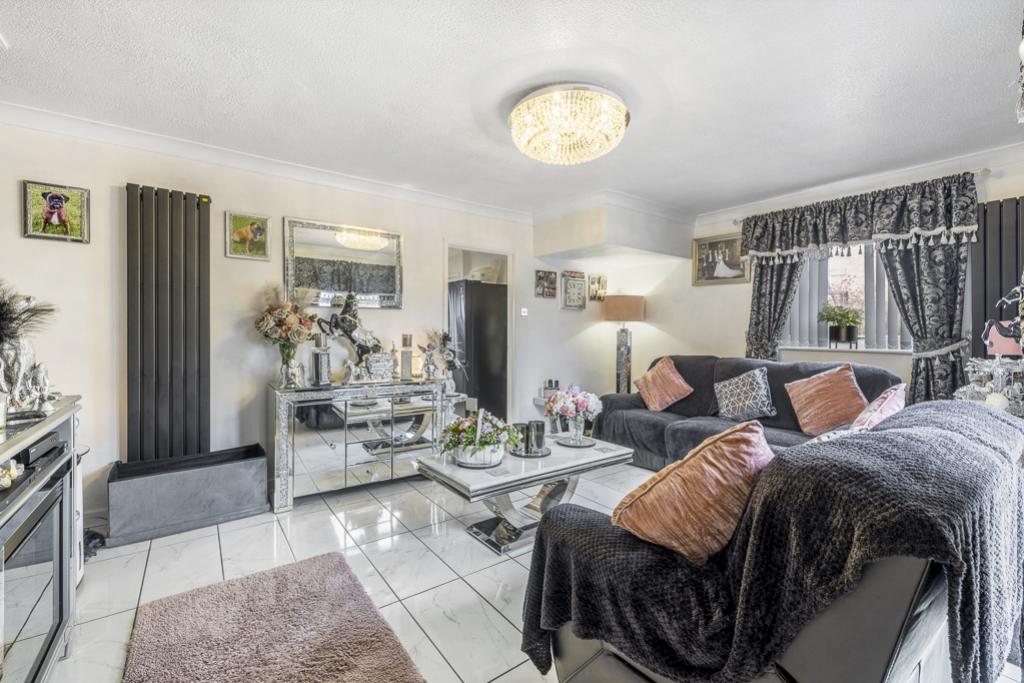 3 Newlands Road (Surfleet)-22