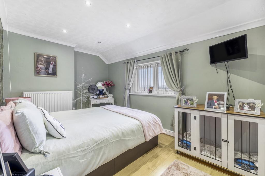 3 Newlands Road (Surfleet)-24