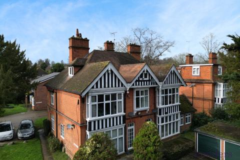 undefined, Chilbolton, Middle Hill, Egham, Surrey, TW20