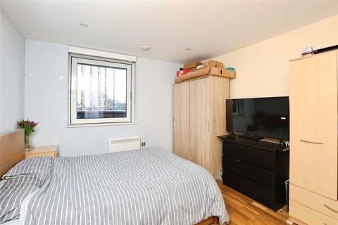 undefined, Prestons Road, London, E14