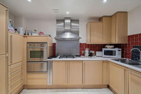 2 bedroom apartment for sale, Eastcote Road, Pinner, HA5