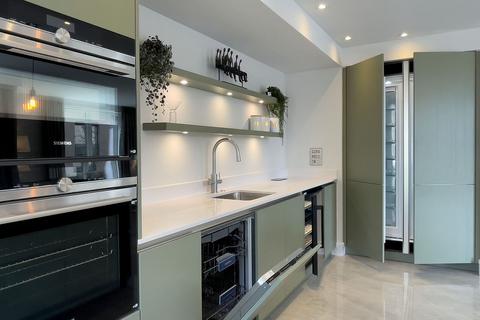 undefined, Plot 20 (Flat 2 - 30d Corstorphine Road, Edinburgh EH12 6DU, UK), 2 Bedroom Apartment at Torwood House, Corstorphine Road EH12