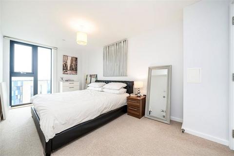 2 bedroom flat for sale, Parkside Avenue, London SE10