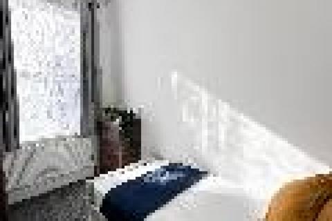 1 bedroom flat to rent, Walm Lane