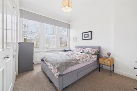 1 bedroom flat to rent, Langley Avenue, Surbiton, KT6