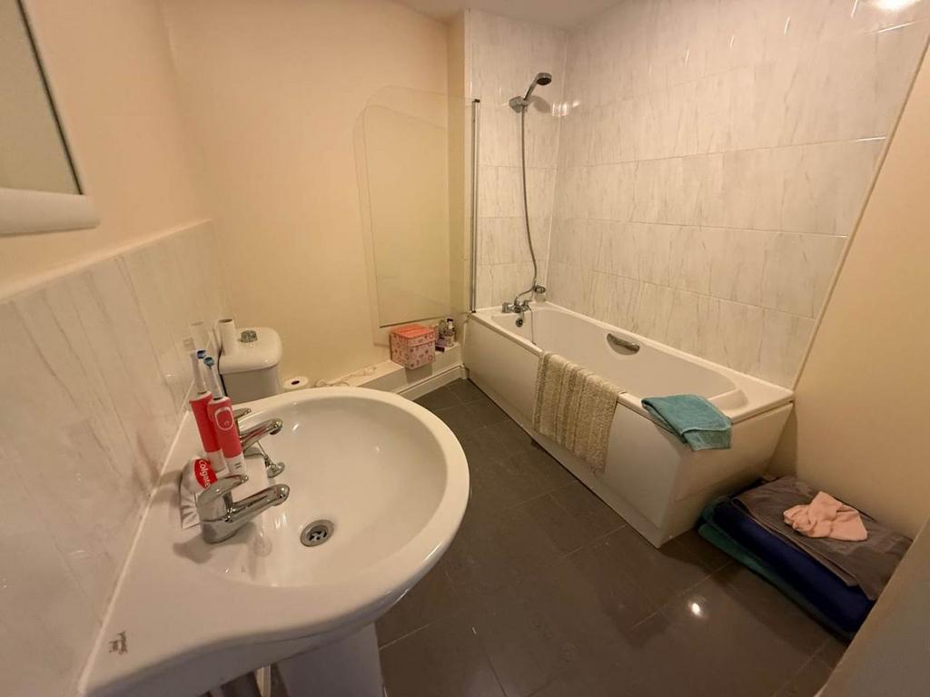 Family bathroom