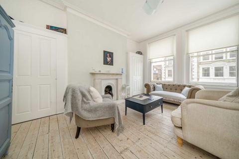 Studio to rent, Charleville Road, London W14