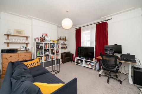 2 bedroom flat to rent, Mill Lane, London NW6