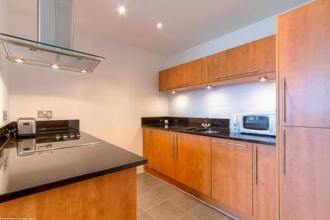 3 bedroom flat to rent, Chalk Farm NW1