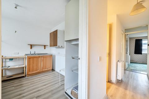 1 bedroom maisonette for sale, Spooner Walk, Wallington SM6