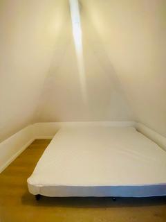 1 bedroom flat to rent, The Ridgeway, London NW9