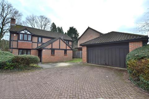 4 bedroom detached house for sale, Forest Dean, Fleet GU51