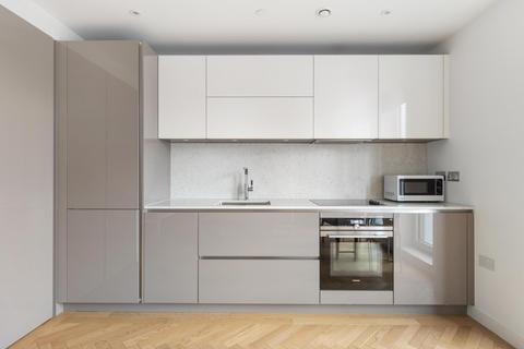 Studio to rent, 251 Southwark Bridge Road, SE1