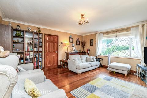 4 bedroom detached house for sale, Melrose Way, Lancashire PR7