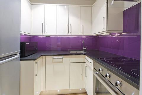 2 bedroom flat to rent, Cromwell Road, London SW7