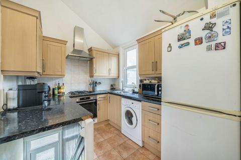 4 bedroom maisonette for sale, Tooting Bec Road, London SW17