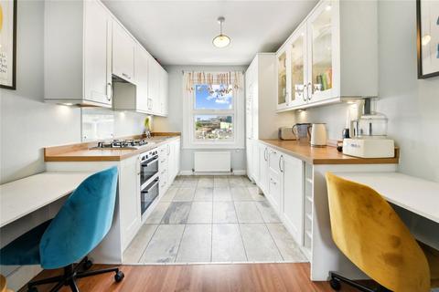 2 bedroom flat for sale, Killyon Terrace, London SW8