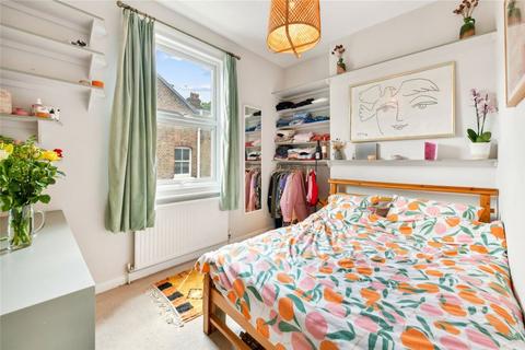 2 bedroom flat for sale, Killyon Terrace, London SW8