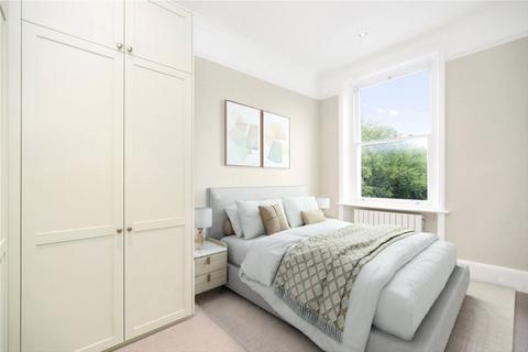 1 bedroom flat for sale, Holland Park Gardens, London W14
