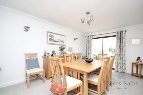 undefined, Fernleigh Close, Preston PR3