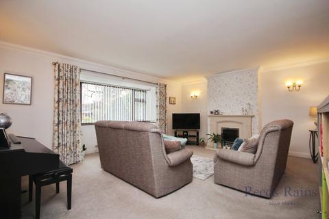 undefined, Fernleigh Close, Preston PR3