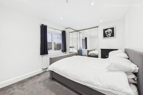 2 bedroom semi-detached house to rent, Bedford Road, Bedford MK44