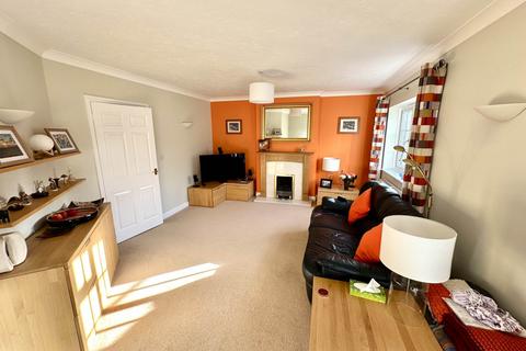 undefined, Lemon Grove, Bordon GU35