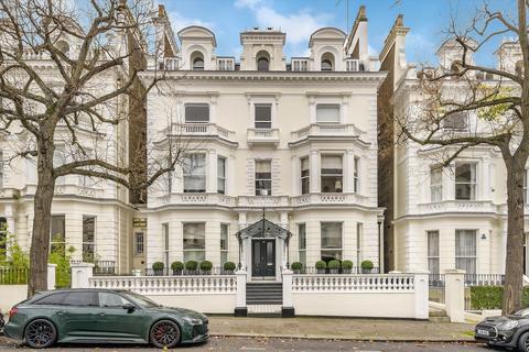 5 bedroom flat for sale, Holland Park, Holland Park, London, W11
