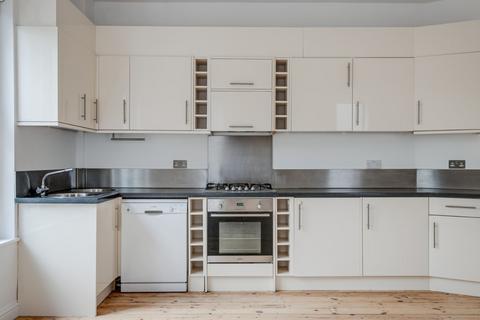 3 bedroom flat to rent, Stanhope Road, Highgate, N6