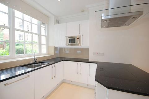 2 bedroom flat to rent, Avenue Road, Swiss Cottage, London, NW8