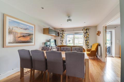 undefined, Tuffnells Way, Harpenden, Hertfordshire, AL5