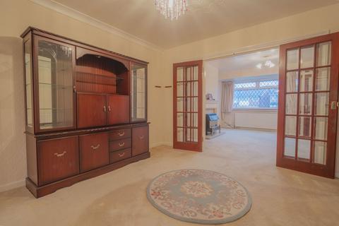 3 bedroom terraced house for sale, Navenby Close, Solihull B90