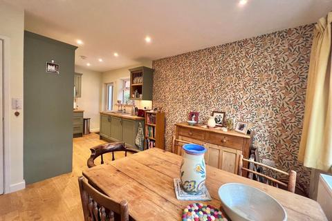 3 bedroom detached bungalow for sale, Windsor Street, Hereford, HR4