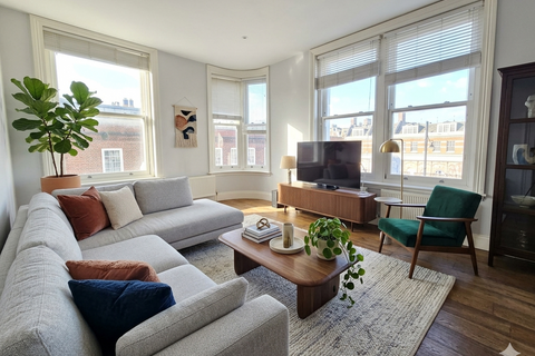 undefined, Electric Avenue, London SW9