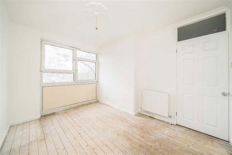 3 bedroom maisonette for sale, Peckford Place, London SW9