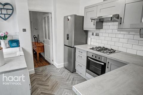 3 bedroom terraced house for sale, Penywain Terrace, Pontypool