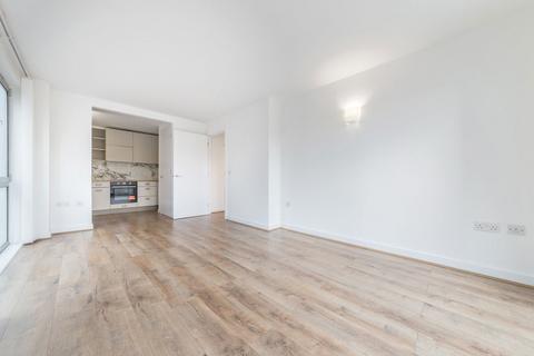 1 bedroom flat to rent, Deals Gateway, London SE13