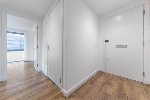 1 bedroom flat to rent, Deals Gateway, London SE13