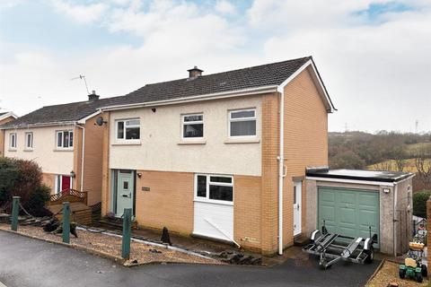 3 bedroom detached house for sale, Dan Y Lan, Llanelli