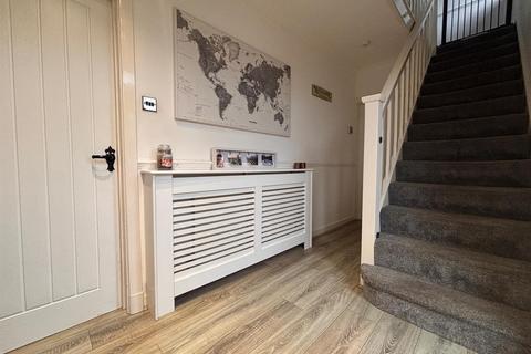 3 bedroom detached house for sale, Dan Y Lan, Llanelli